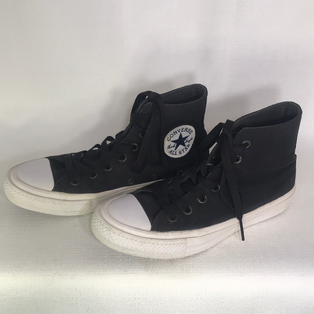 Converse Chuck Taylor 2 High Tops